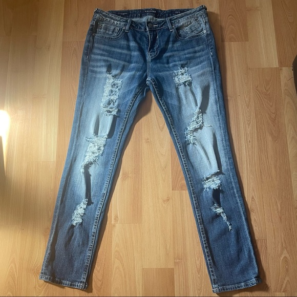Vigoss Denim - VIGOSS- THE THOMPSON TOMBOY -DISTRESSED JEANS